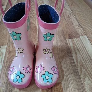 Cute toddler rain boots size 8